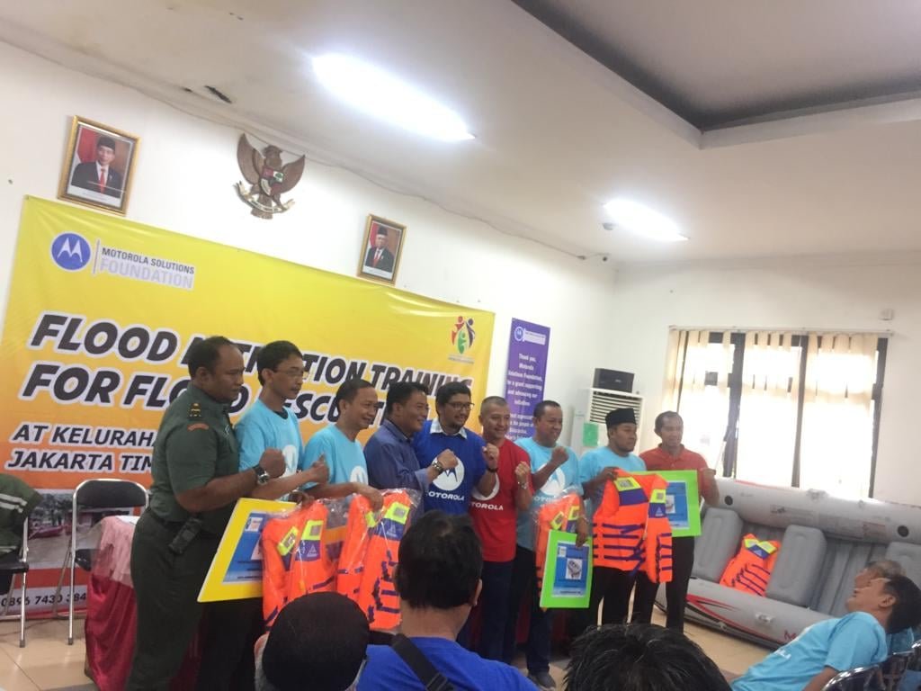 YP2B Foundation Terima Hibah Motorola Solutions Foundation untuk Program Mitigasi Banjir